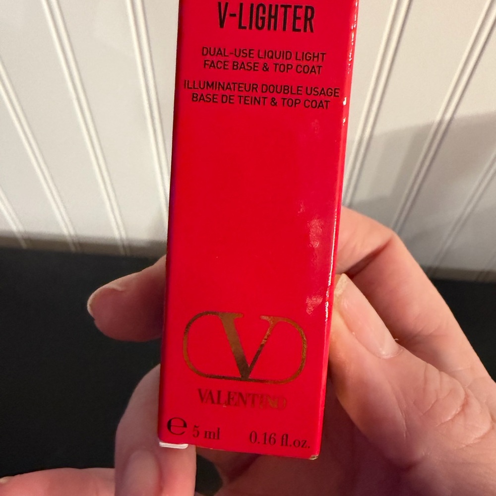 Valentino V-Lighter Dual-Use Liquid Light